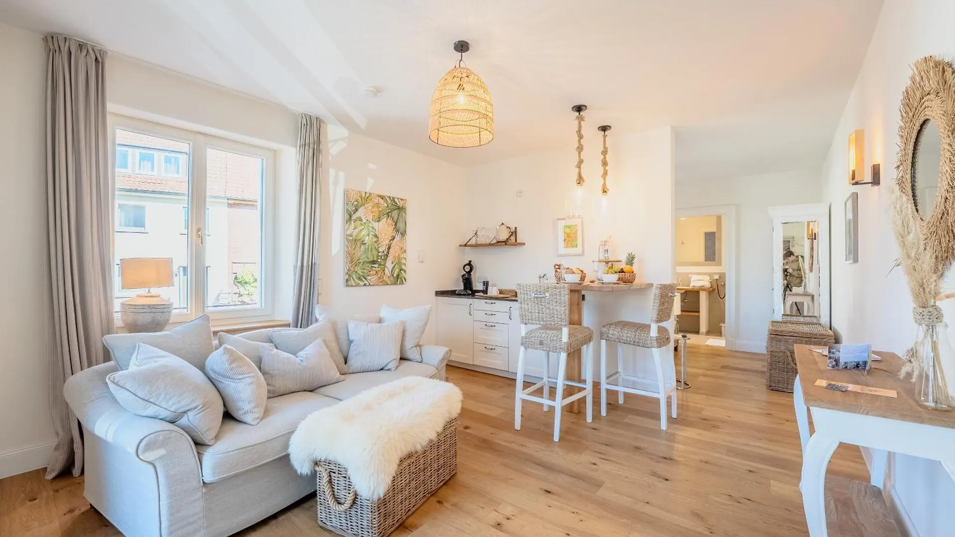 Schlossberg Residences - Das Betthupferl Design-Apartments Goldbach  Germany