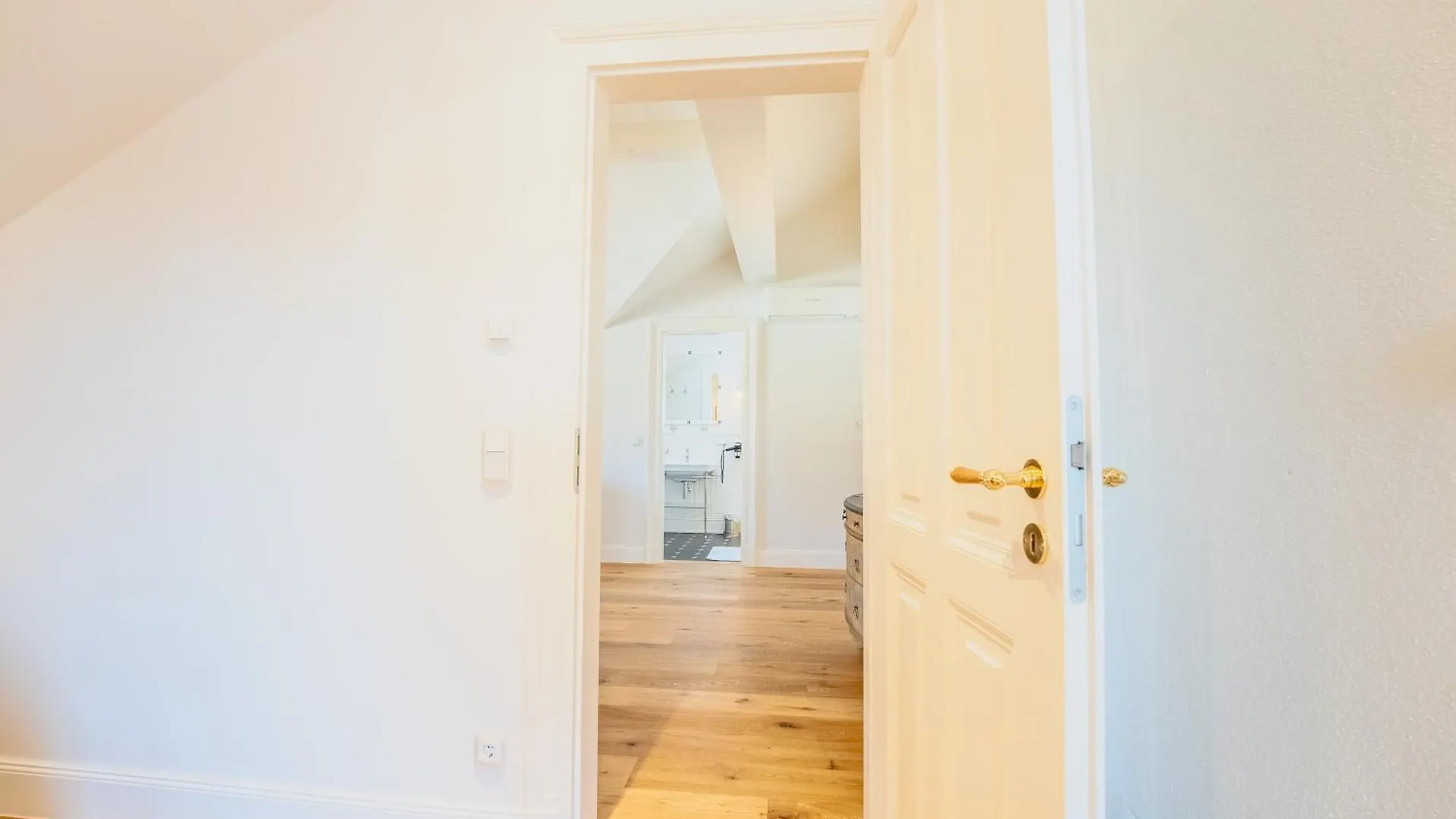 Schlossberg Residences - Das Betthupferl Design-Apartments Goldbach