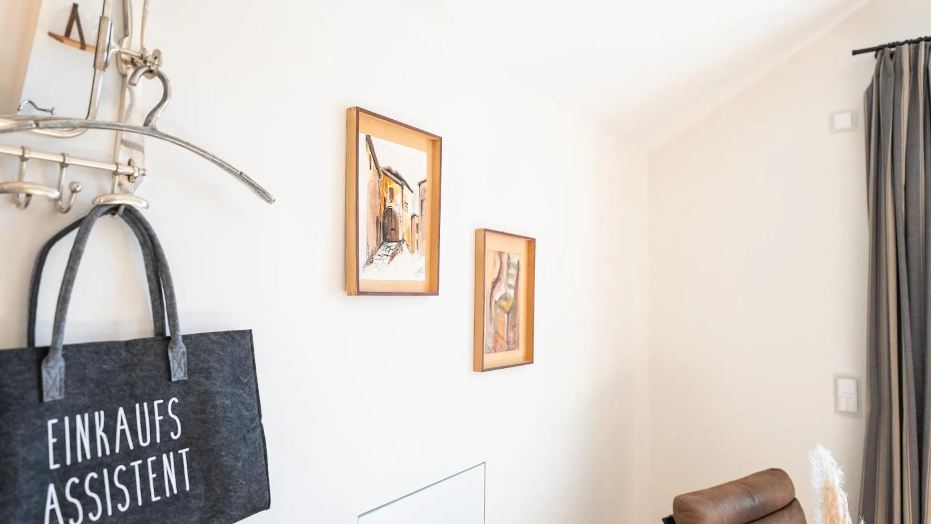 Apartment Schlossberg Residences - Das Betthupferl Design-Apartments Goldbach