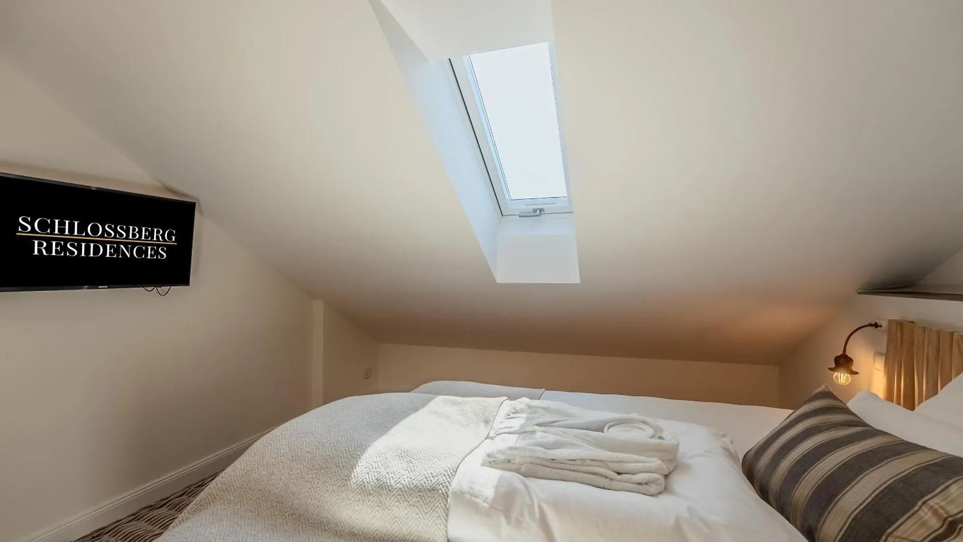 Schlossberg Residences - Das Betthupferl Design-Apartments Goldbach  0*, Goldbach (Bavaria) Germany