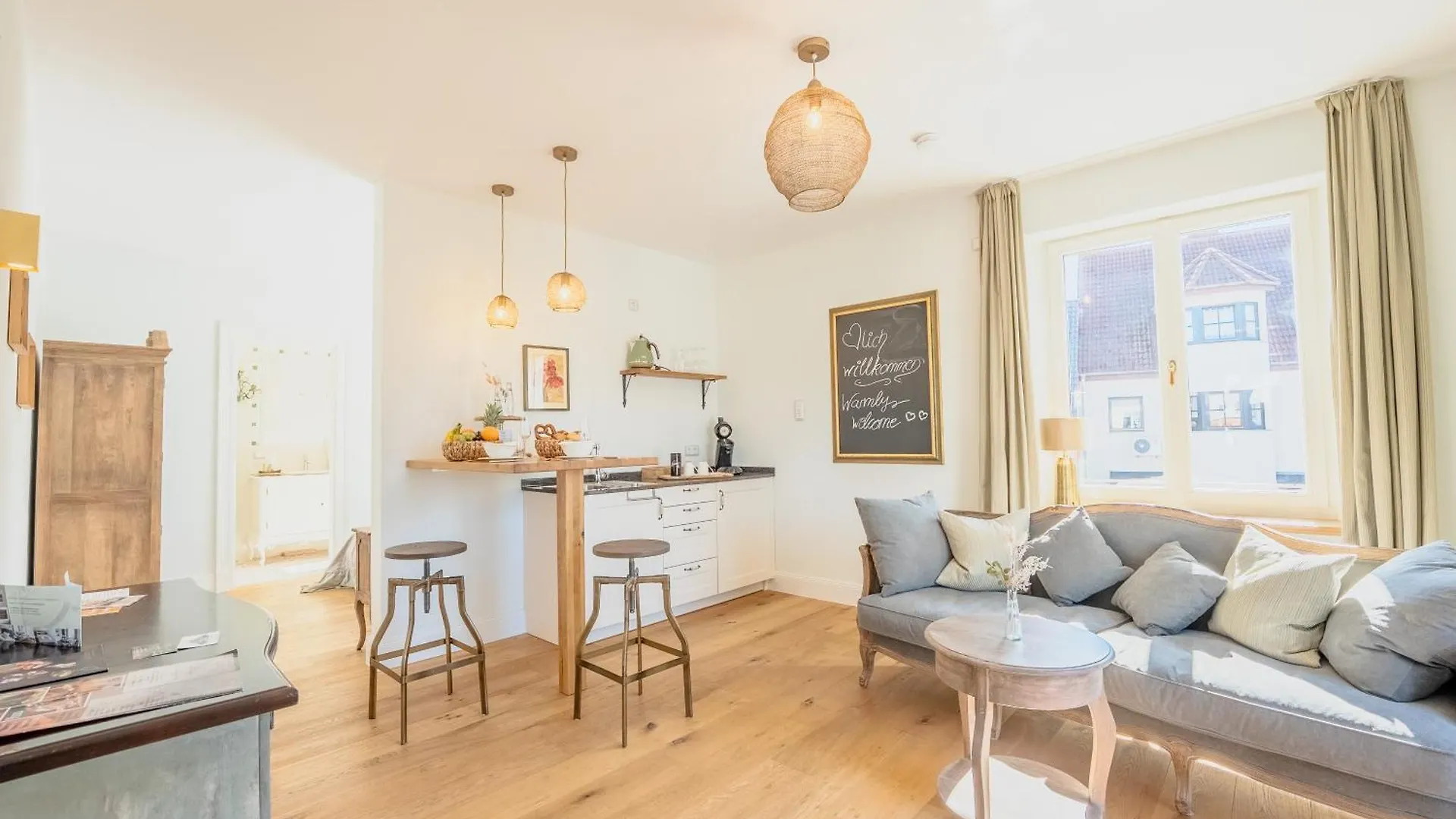 Schlossberg Residences - Das Betthupferl Design-Apartments Goldbach  Goldbach (Bavaria)