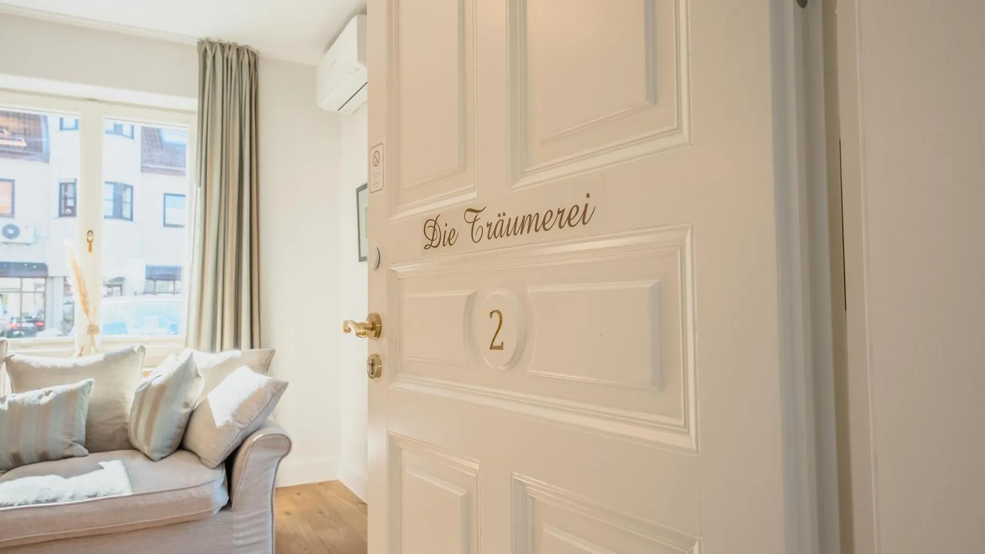 Apartment Schlossberg Residences - Das Betthupferl Design-Apartments Goldbach