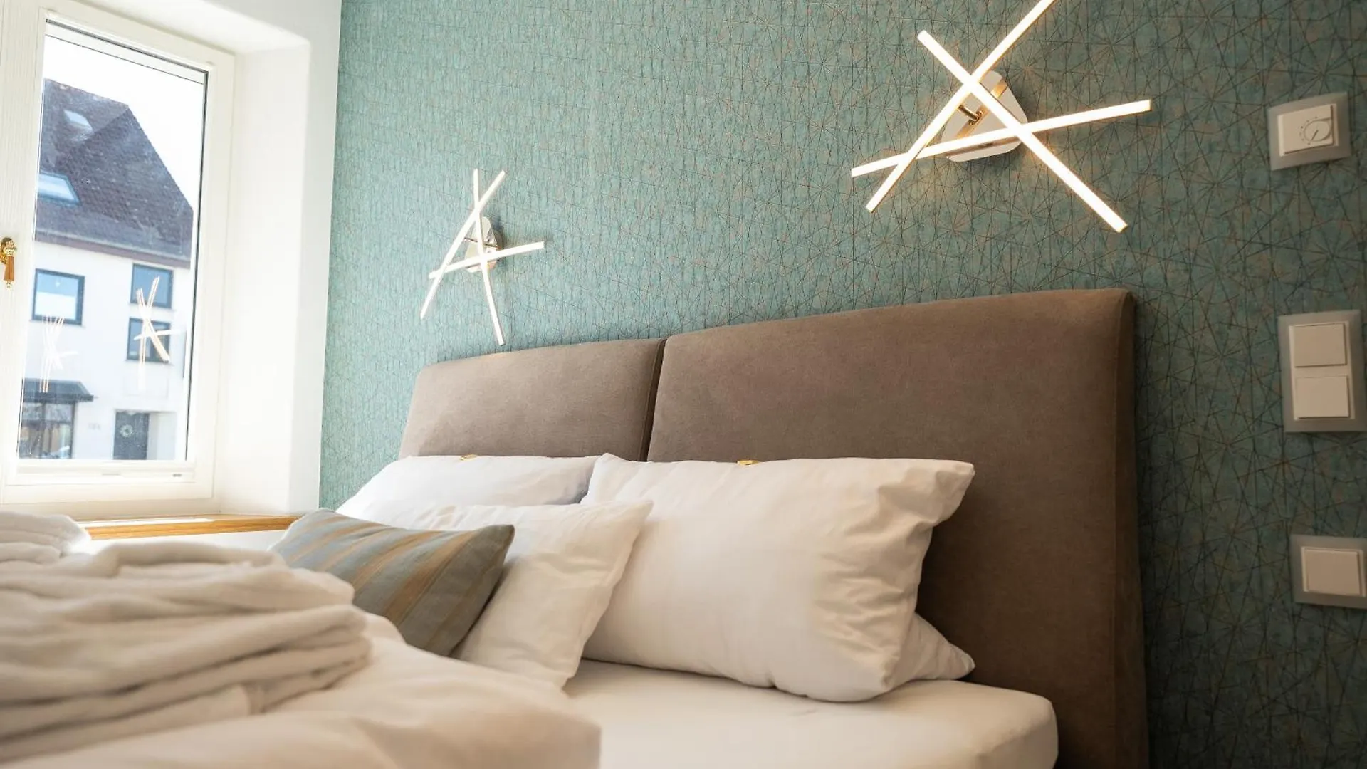 Apartment Schlossberg Residences - Das Betthupferl Design-Apartments Goldbach  Germany