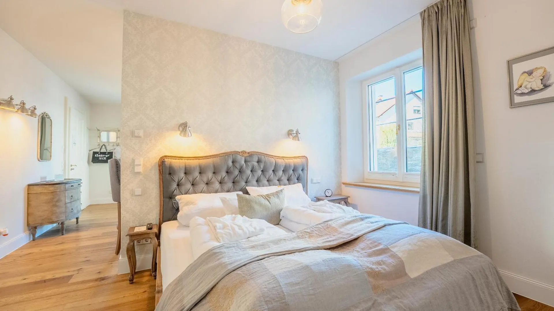 Schlossberg Residences - Das Betthupferl Design-Apartments Goldbach